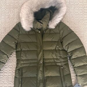 Tommy Hilfiger Women’s Puffer Faux Fur Hooded Parka